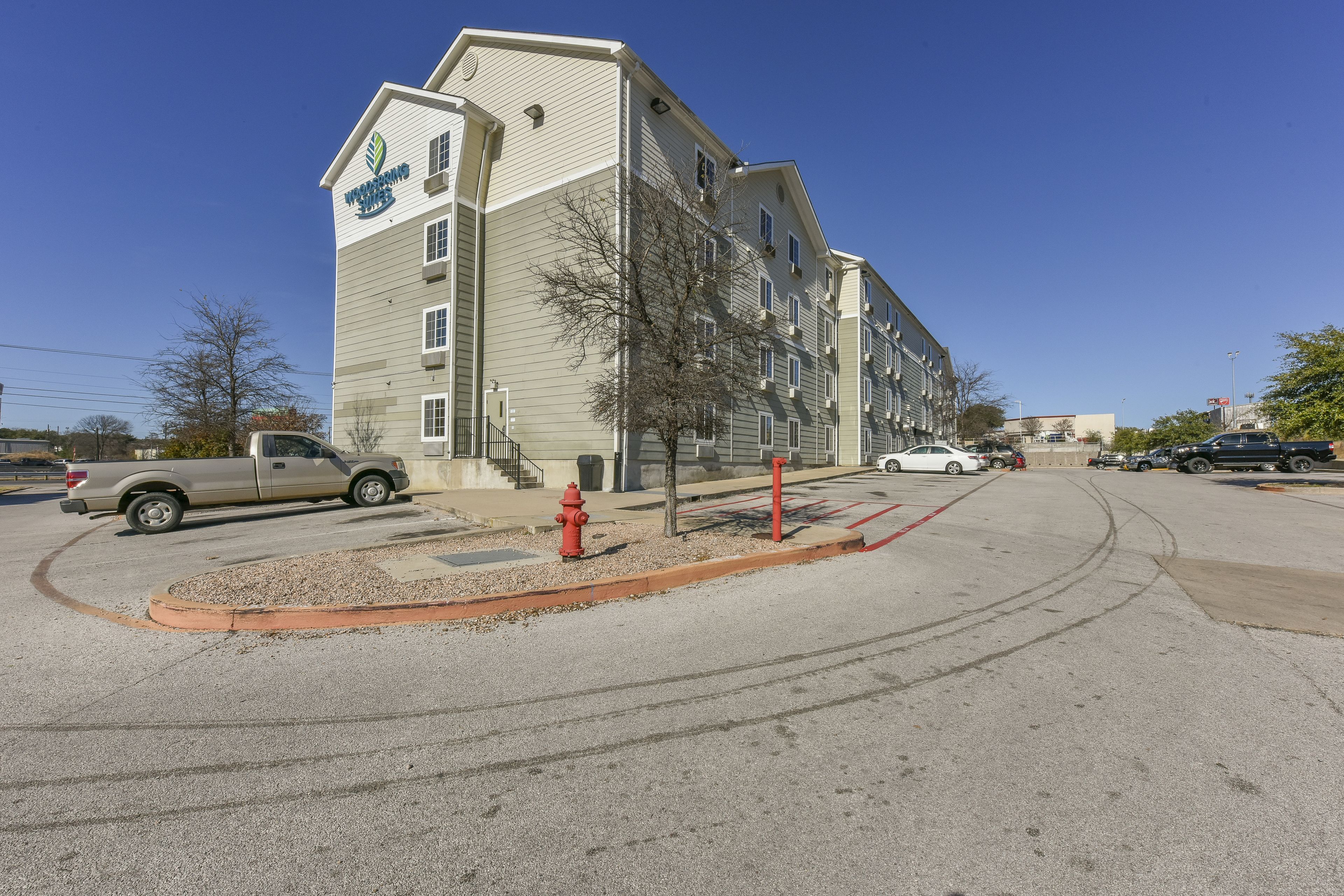 Photo - WoodSpring Suites Austin North I-35