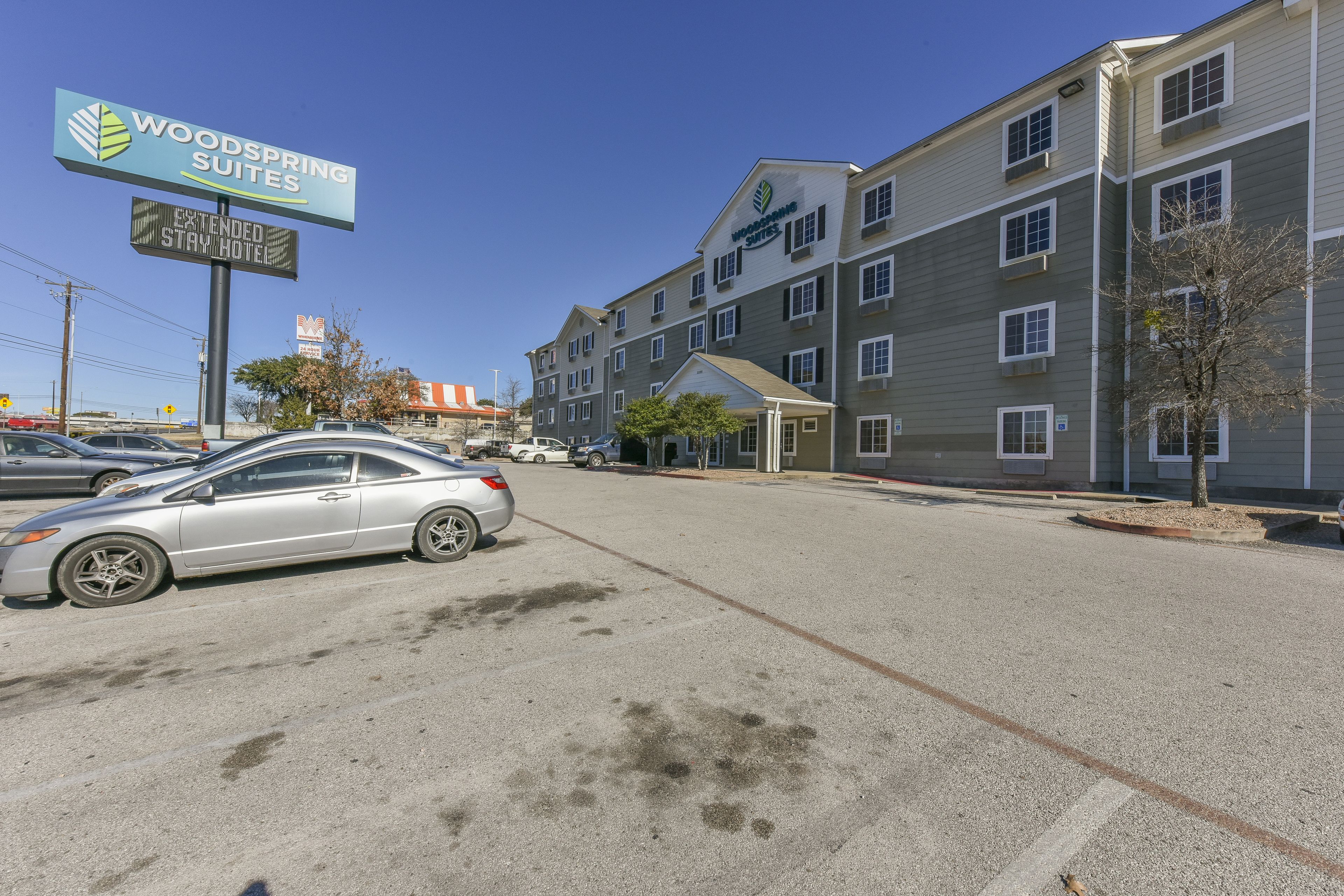 Photo - WoodSpring Suites Austin North I-35
