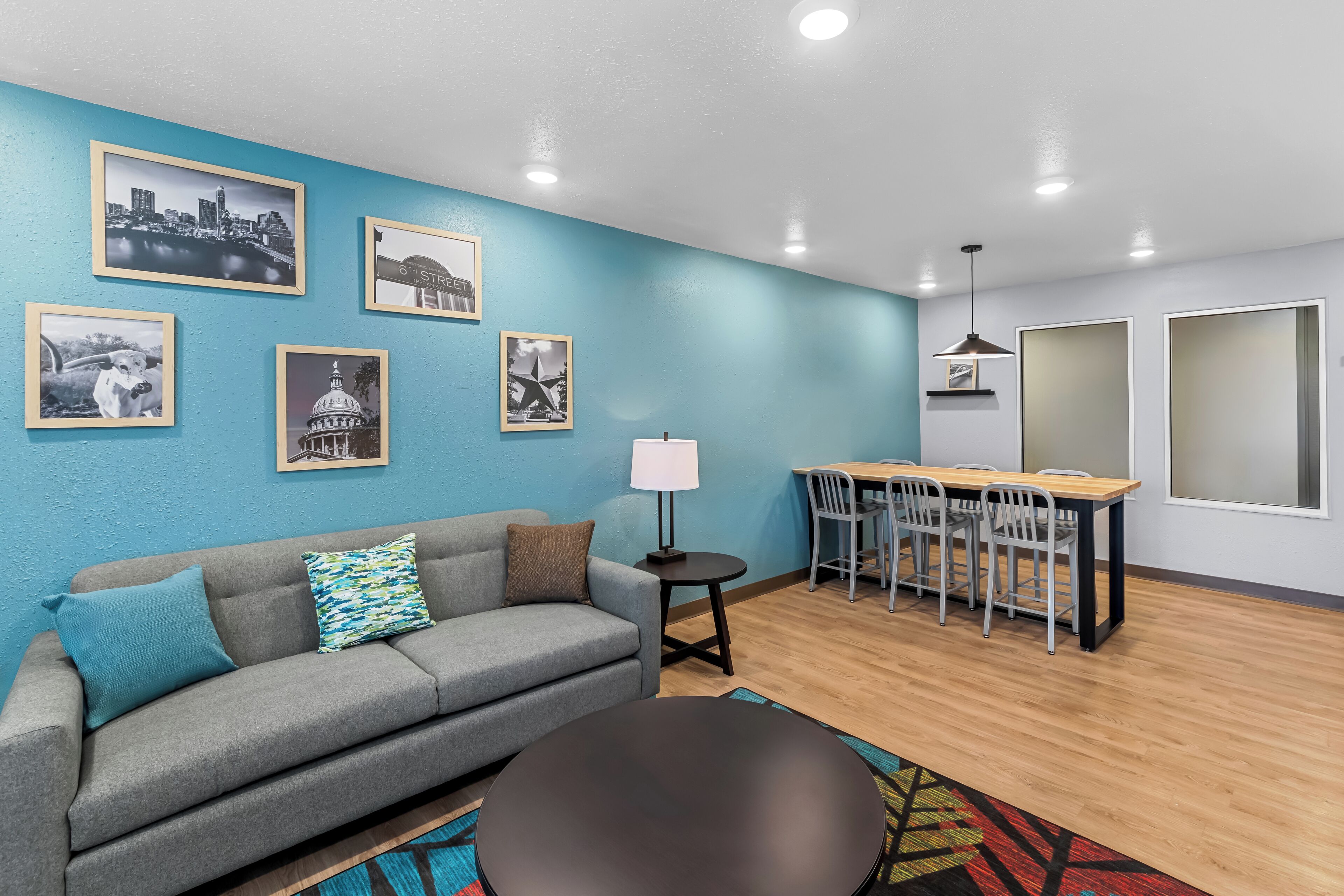 Photo - WoodSpring Suites Austin North I-35