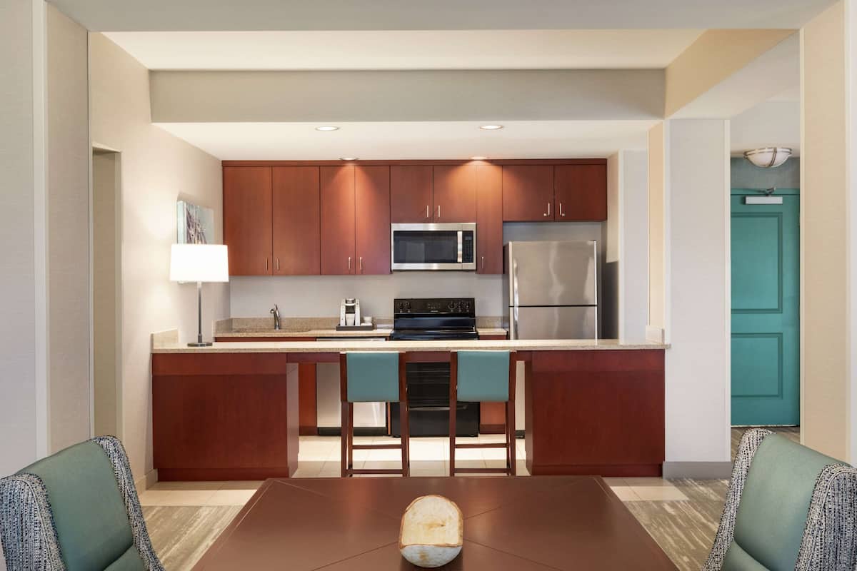 presidential suite, 1 king bed | private kitchen | fridge, microwave, coffee/tea maker