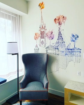 Premium bedding, down comforters, pillowtop beds, in-room safe at Hyatt Centric Wall Street New York