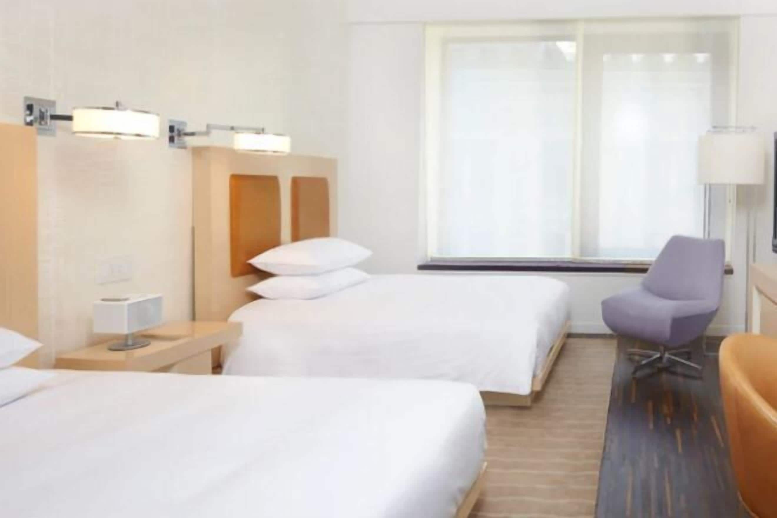 Ropa de cama de alta calidad, cubrecamas y colchones con pillow-top 