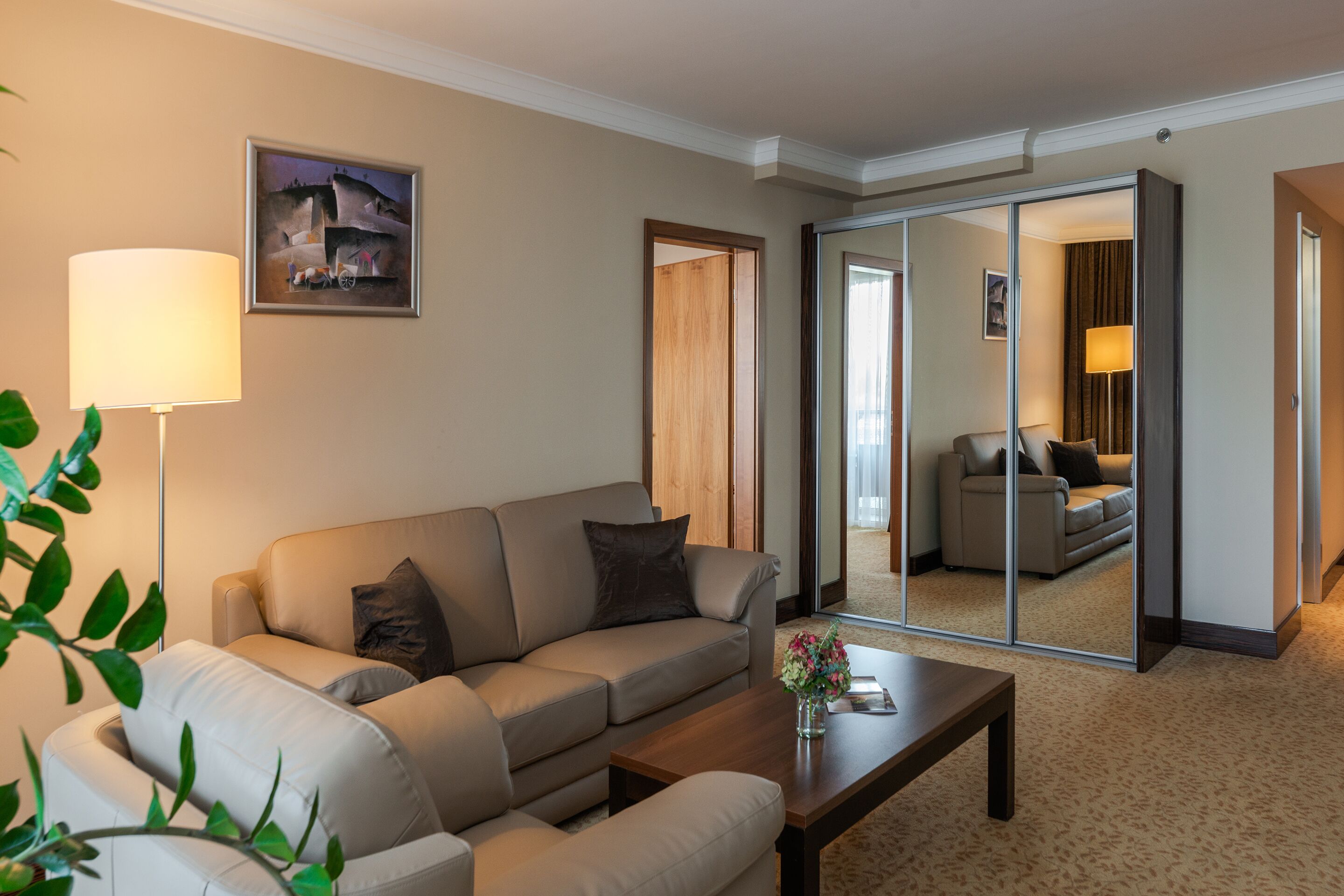 premium suite | living area | flat-screen tv