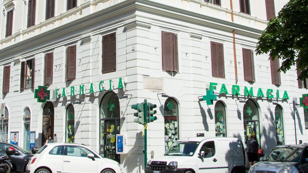 Front of property - Settembre 95 (Rome)