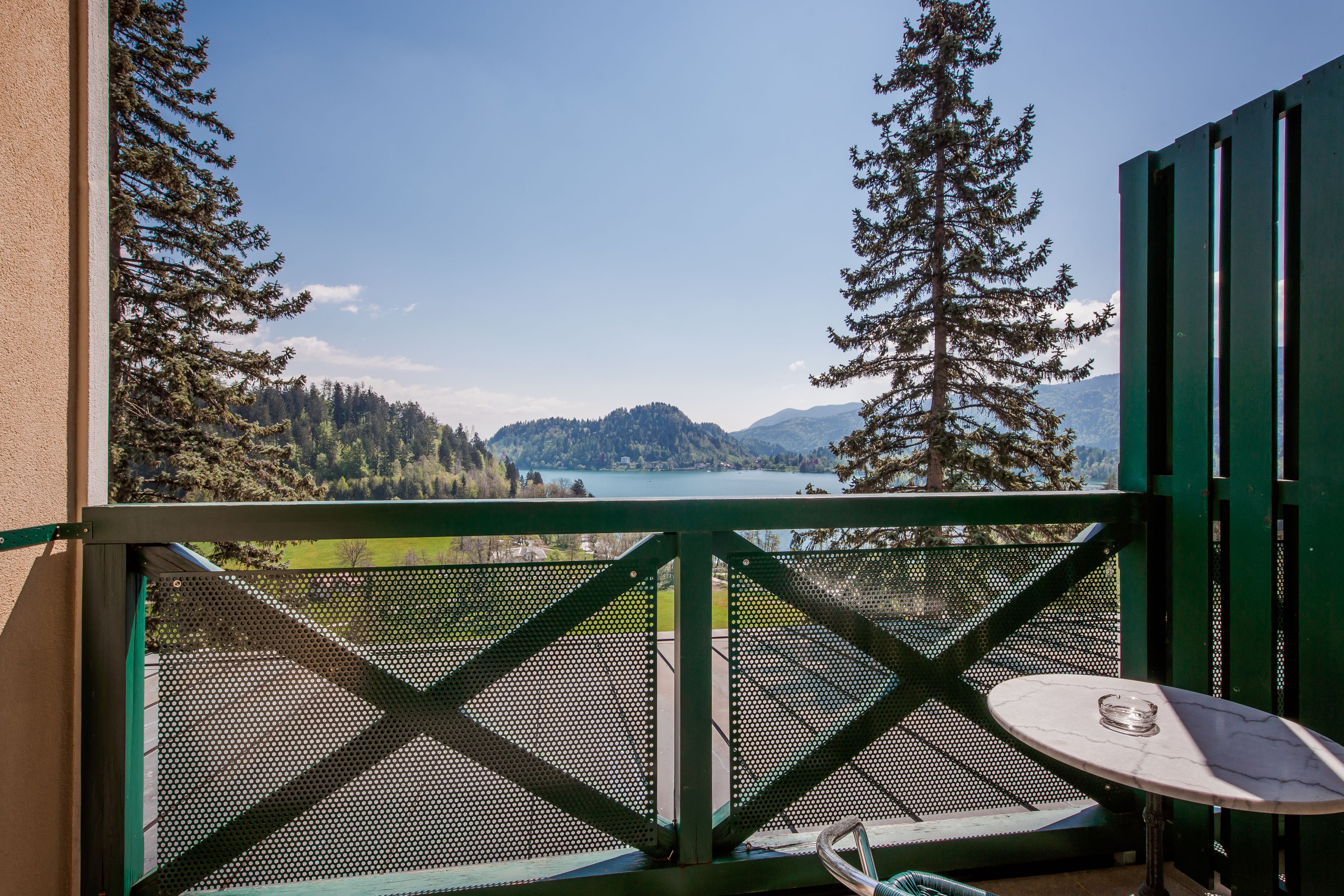 Chambre Simple, balcon, vue lac | Balcon