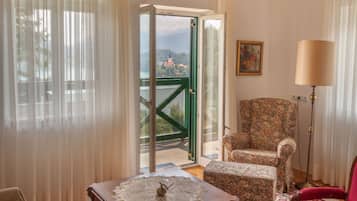 Junior Triple Room, Lake View | View from room