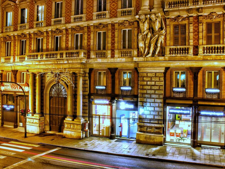 Façade de l’hébergement - soirée/nuit