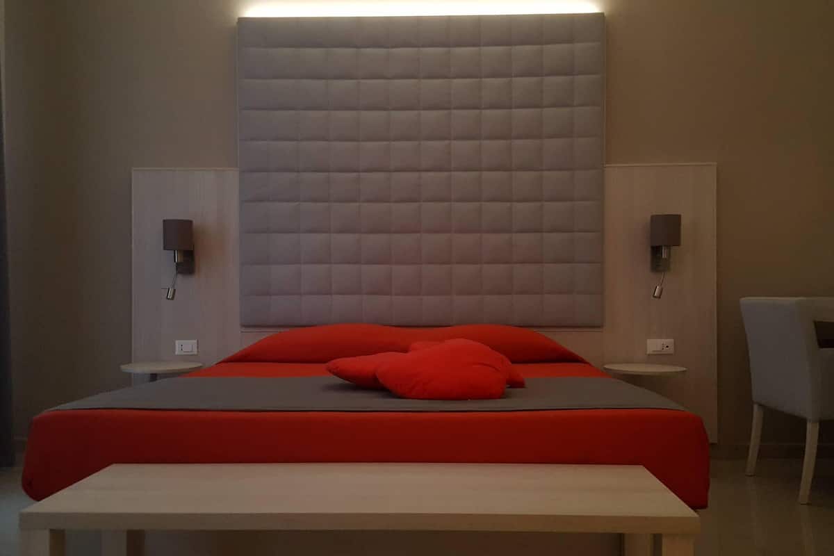 Junior-Suite, 1 Queen-Bett, Nichtraucher | Hochwertige Bettwaren, Daunenbettdecken, Minibar, Zimmersafe
