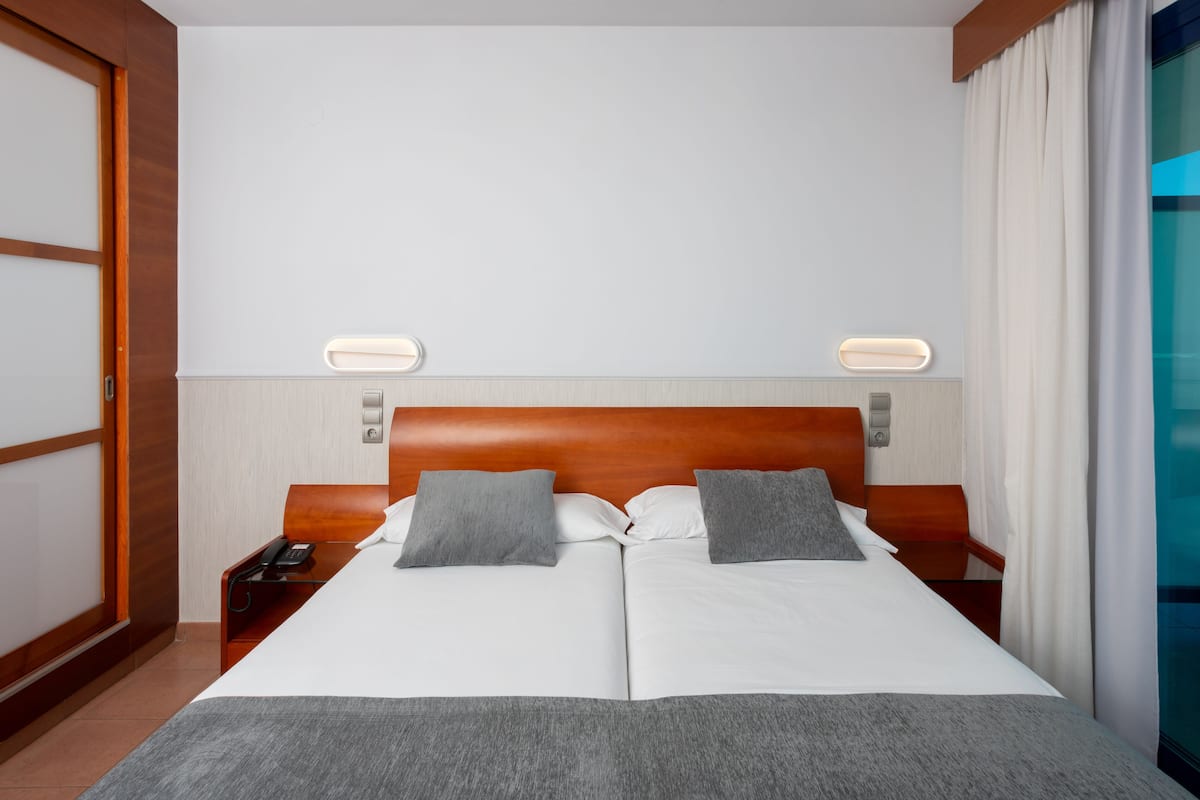 Minibar, in-room safe, desk, blackout drapes