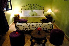 Individually decorated, iron/ironing board, free cots/infant beds - Riad Suliman (Marrakech)