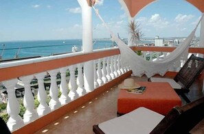 Porch - Pousada Villa Carmo (Salvador)