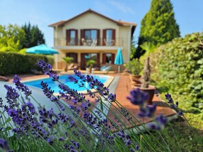 Chambre Standard double, balcon | Vue sur le jardin