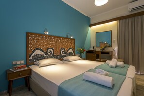 Superior Double or Twin Room | Egyptian cotton sheets, minibar, in-room safe, individually decorated - Aris Hotel (Kantanos-Selino)