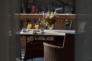 Imperial Suite with Spa Access | Terrace/patio - Gallery Park Hotel & SPA, a Châteaux & Hôtels Collection (Riga)