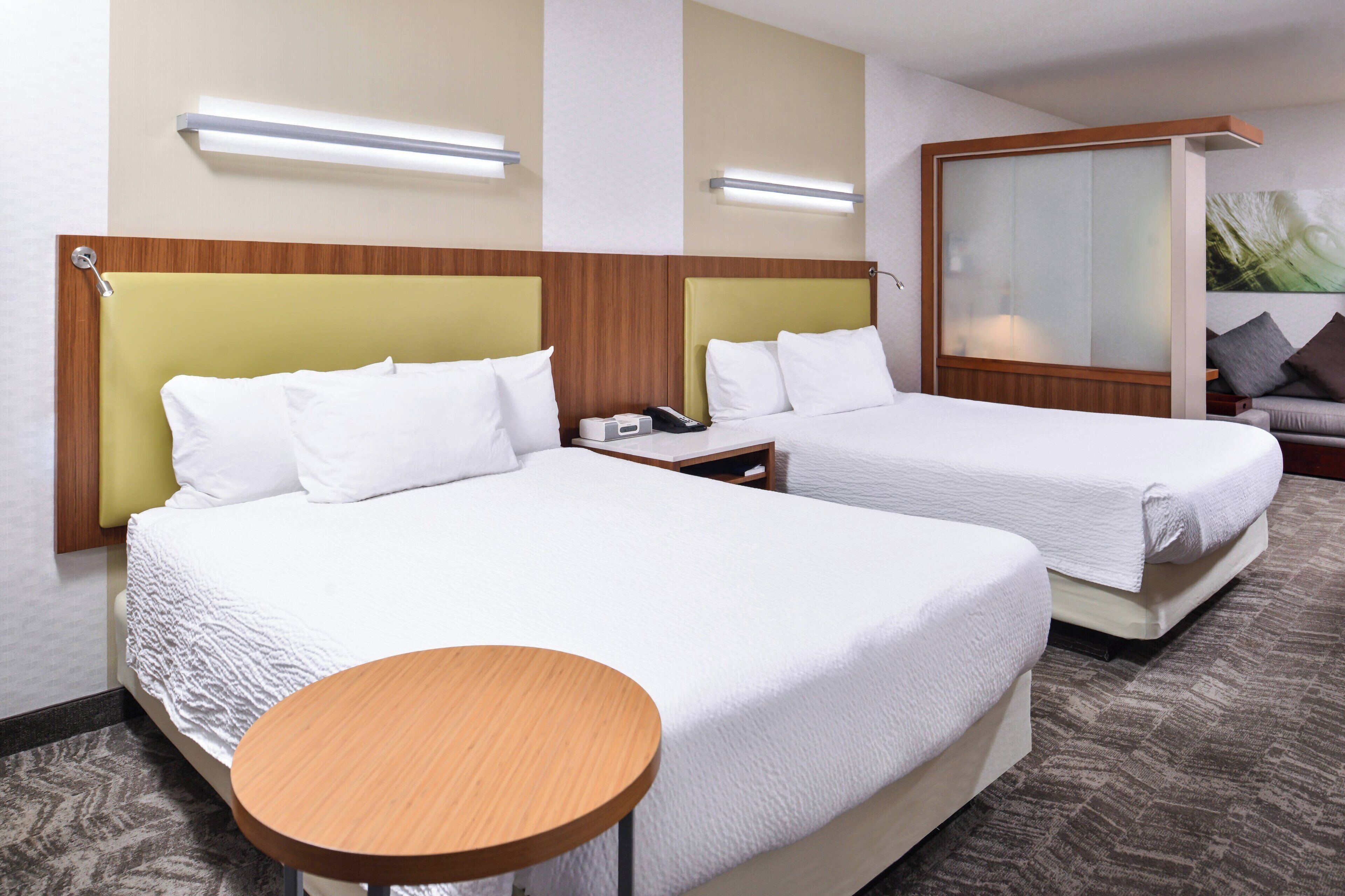 studio, multiple beds, non smoking | individually decorated, individually furnished, desk, blackout curtains