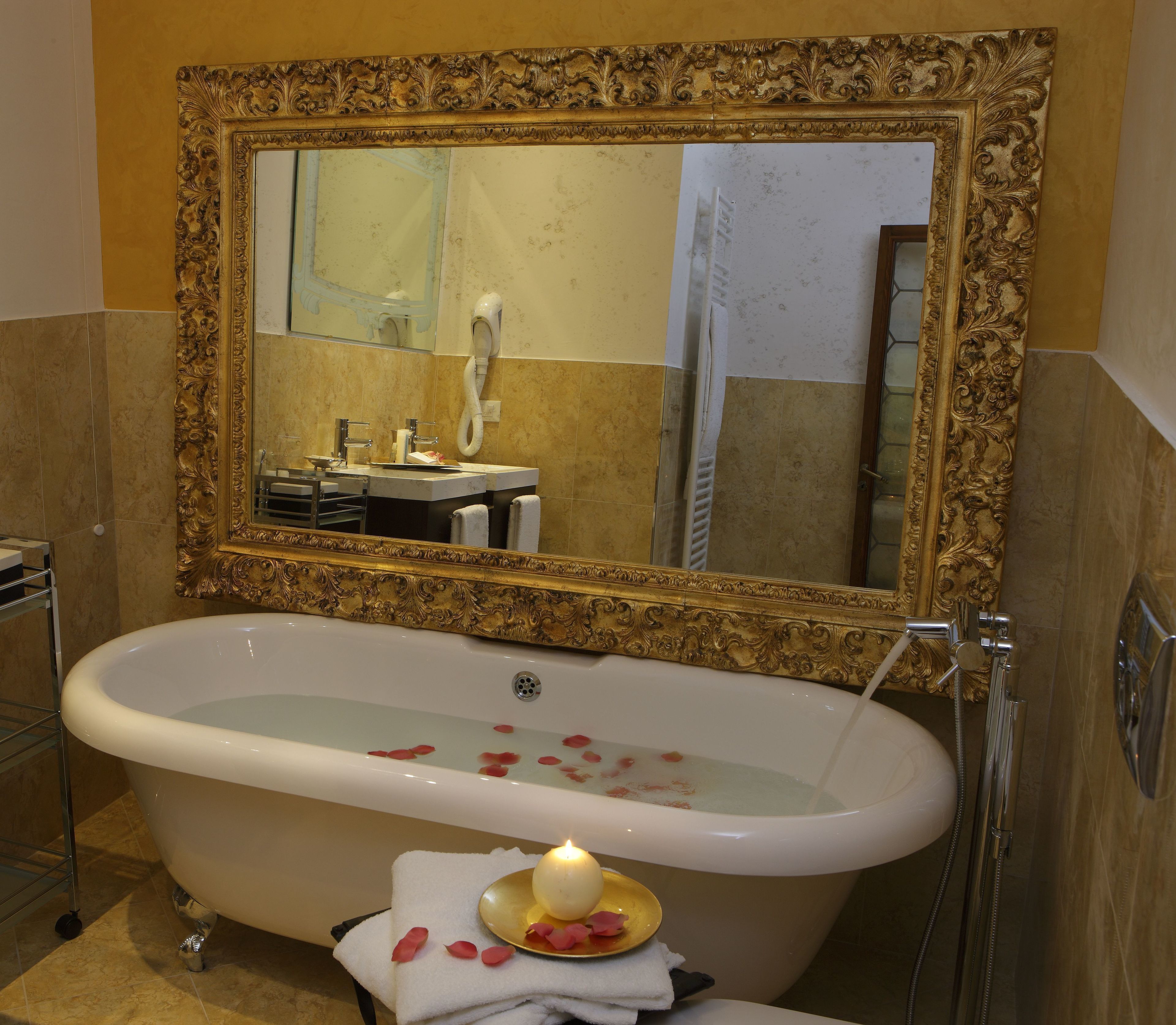 deep-soaking bathtub