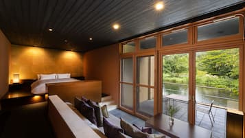 Mizunami (Water Side King) | Premium bedding, minibar, in-room safe, desk