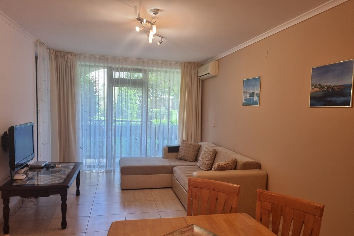 Apartamento standard, 1 quarto, cozinha americana | Escrivaninha, berços (sobretaxa), Wi-Fi de cortesia, roupa de cama