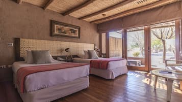 Superior Twin Room | Minibar, in-room safe, blackout drapes, free WiFi