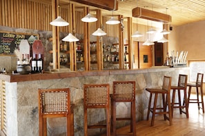 Bar (on property) - Hotel Cumbres San Pedro de Atacama (San Pedro de Atacama)
