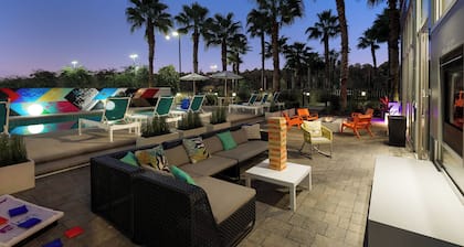 Aloft Jacksonville Airport