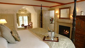 Suite, 1 Bedroom, Fireplace (Stable)