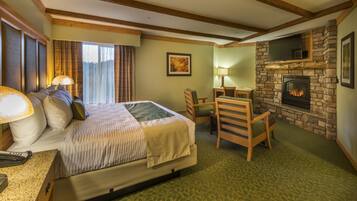 Kamar, 1 Tempat Tidur King, perapian | 1 kamar tidur, seprai premium, meja kerja, dan ruang kerja ramah laptop
