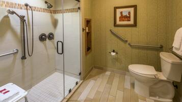 Habitación, 1 habitación, con acceso para personas discapacitadas | Baño | Amenidades de baño gratuitas, secadora de cabello, toallas, jabón