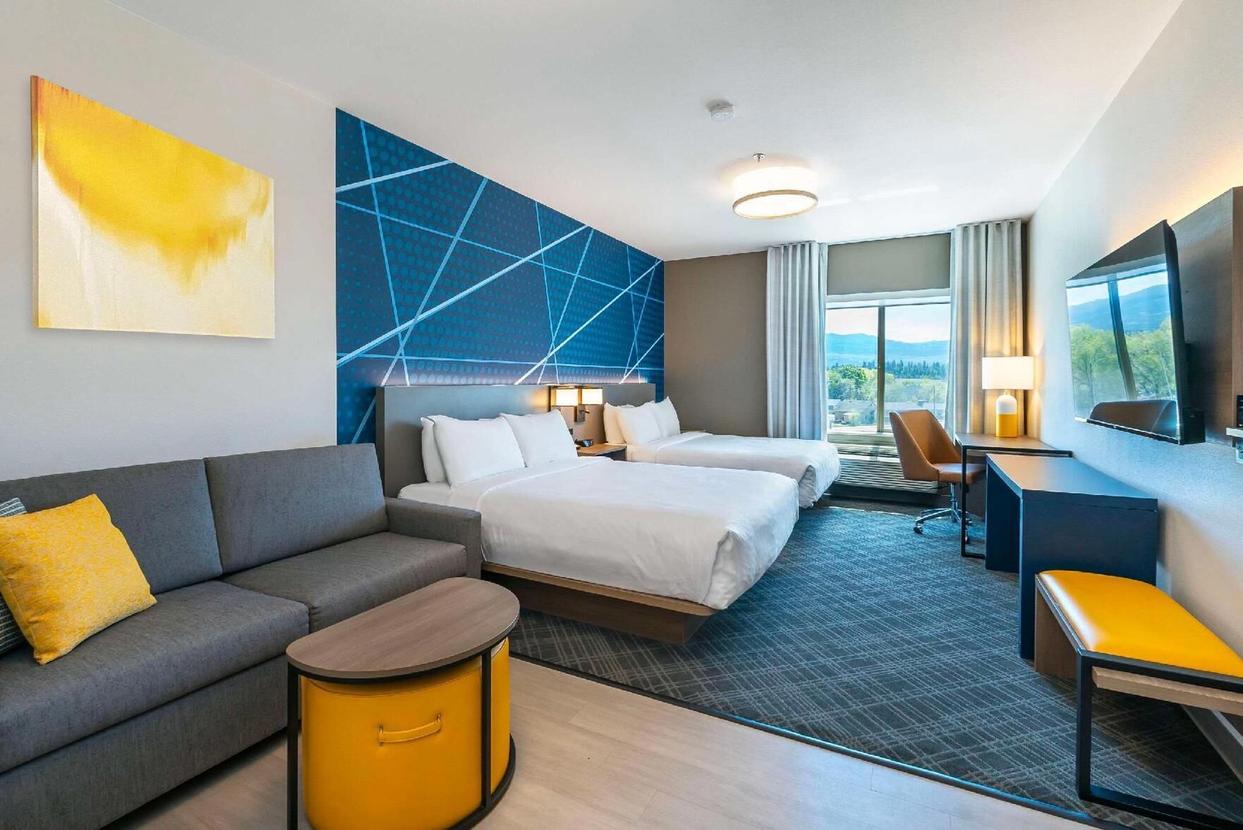Premium bedding, pillowtop beds, in-room safe, desk
