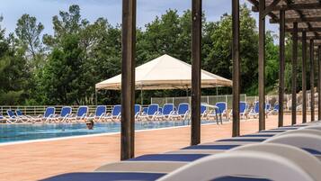 Alberca al aire libre por temporada