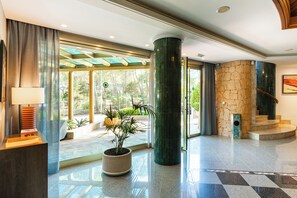 Reception - S'Argamassa Boutique Hotel (Santa Eulalia del Rio)