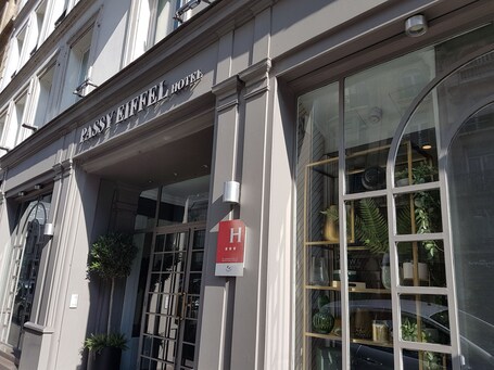 Hotel Passy Eiffel - Image 2
