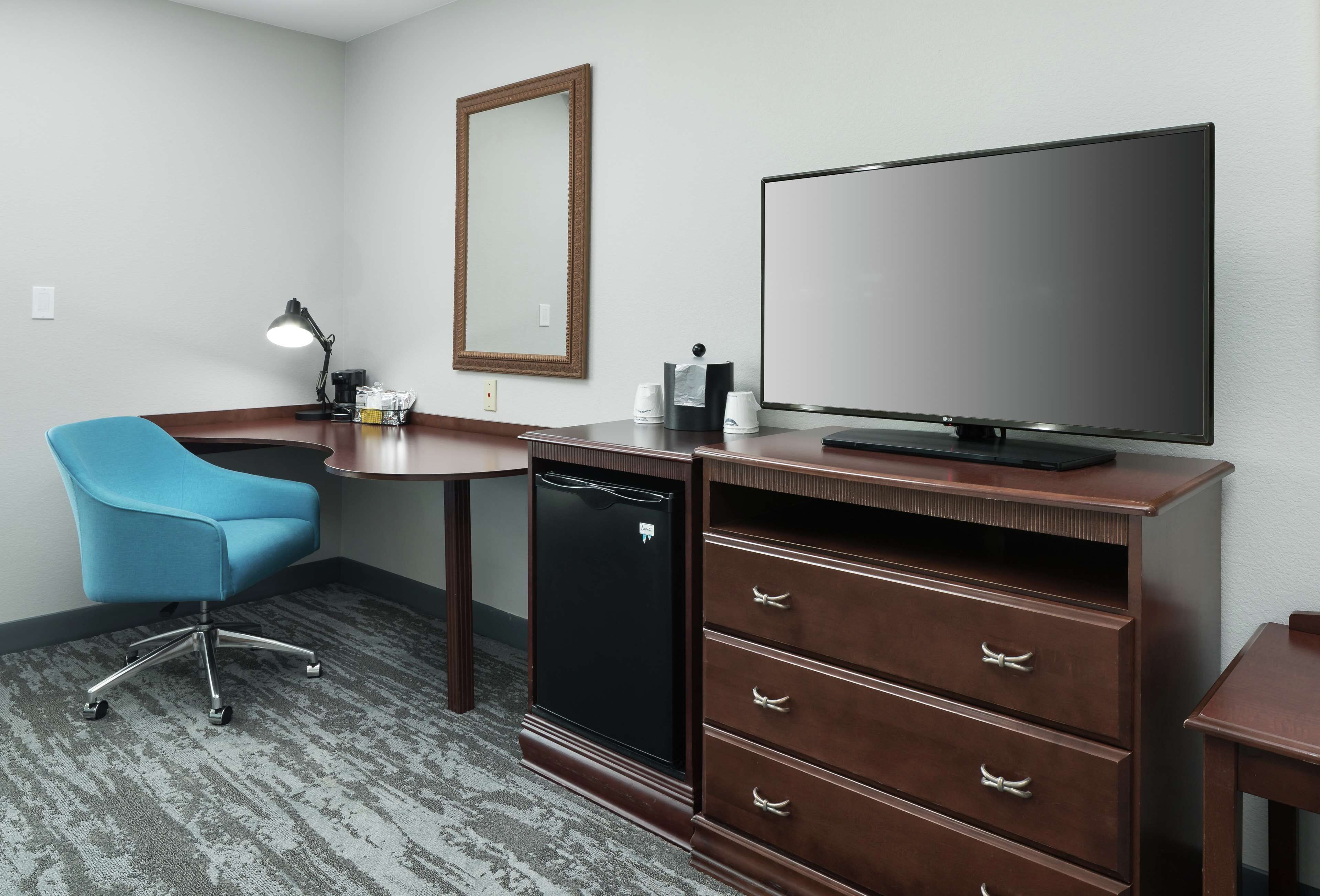 premium bedding, in-room safe, laptop workspace, blackout curtains