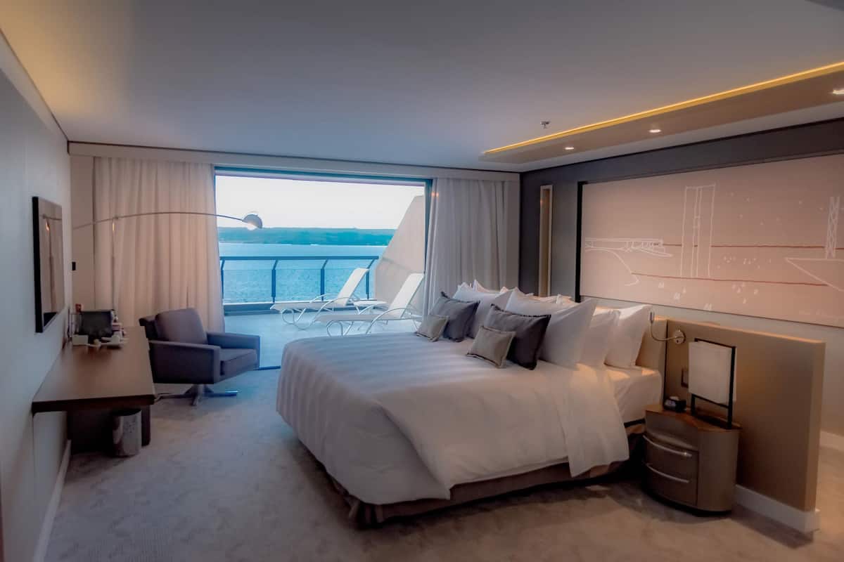 Minibar, in-room safe, individually furnished, blackout drapes