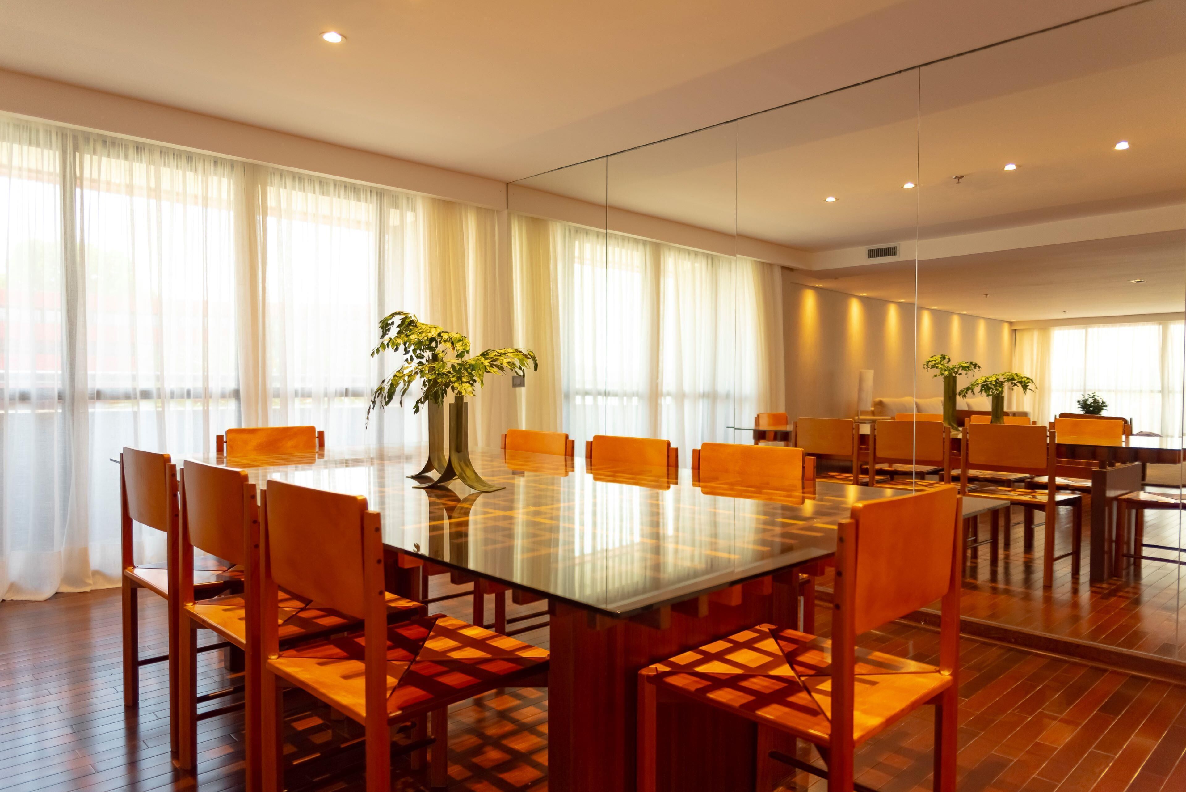 suite, 1 king bed | minibar, in-room safe, individually furnished, blackout curtains