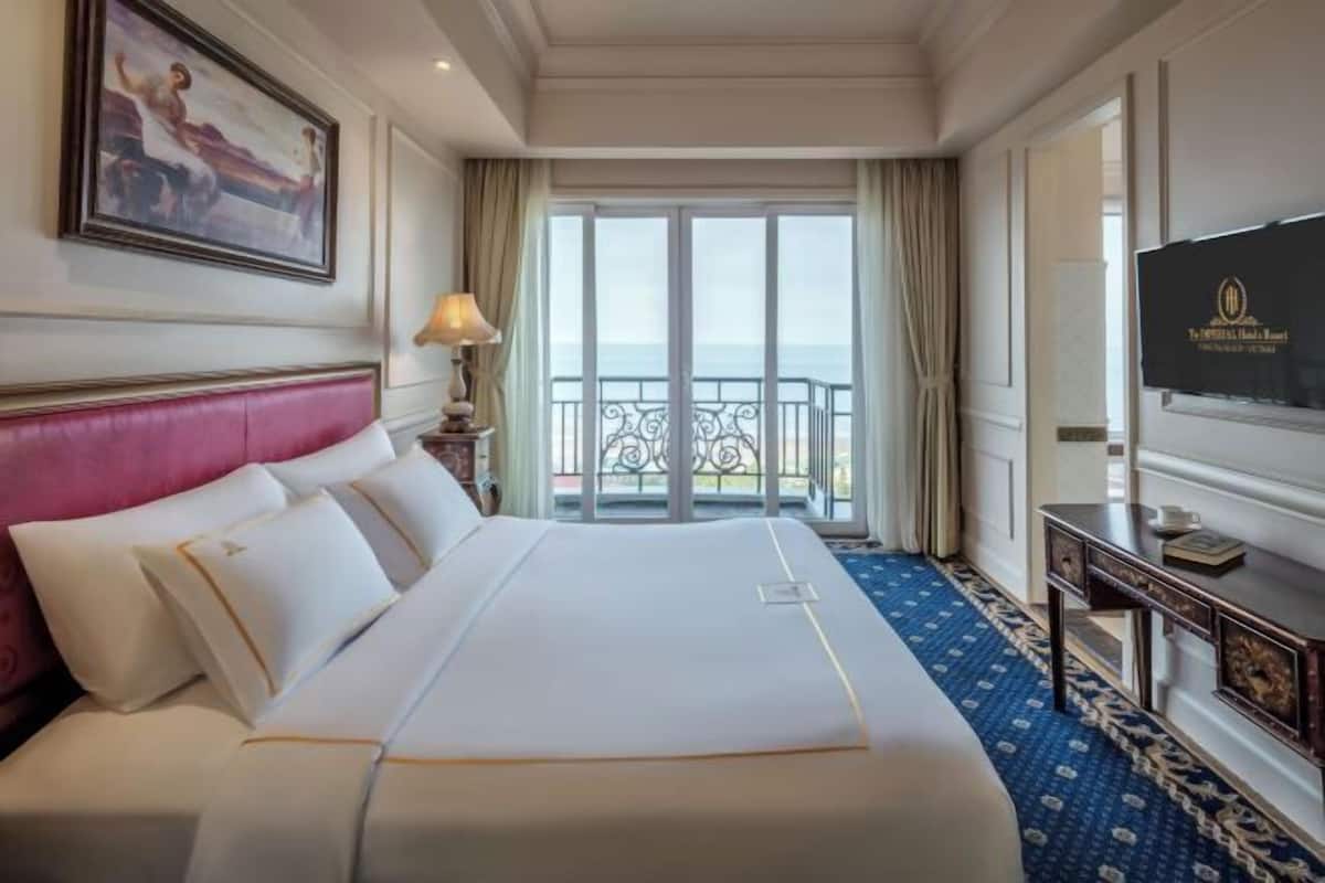 1 bedroom, premium bedding, pillowtop beds, minibar