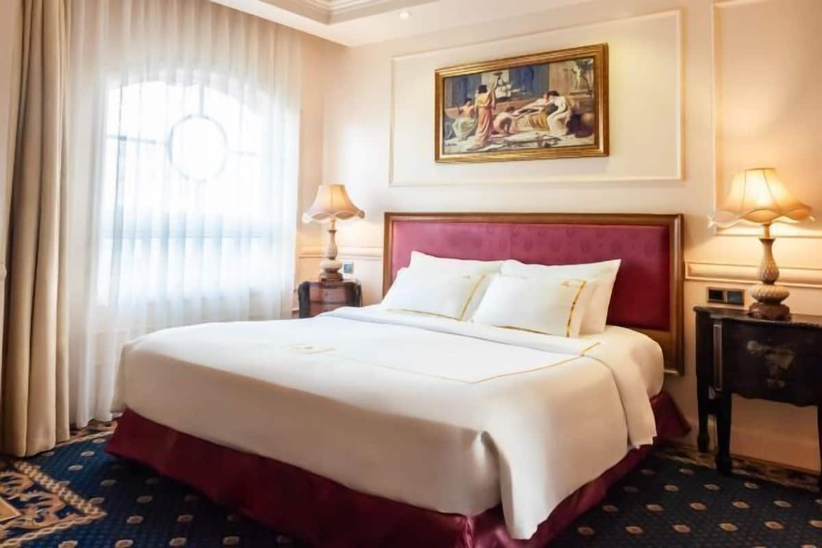 1 bedroom, premium bedding, pillow-top beds, minibar