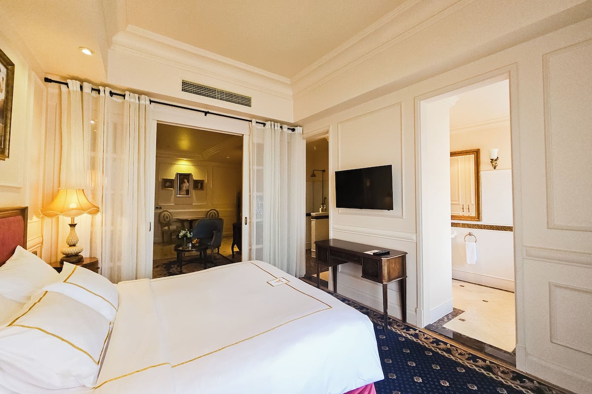 Grand Residence King Ocean View | 1 bedroom, premium bedding, pillowtop beds, minibar