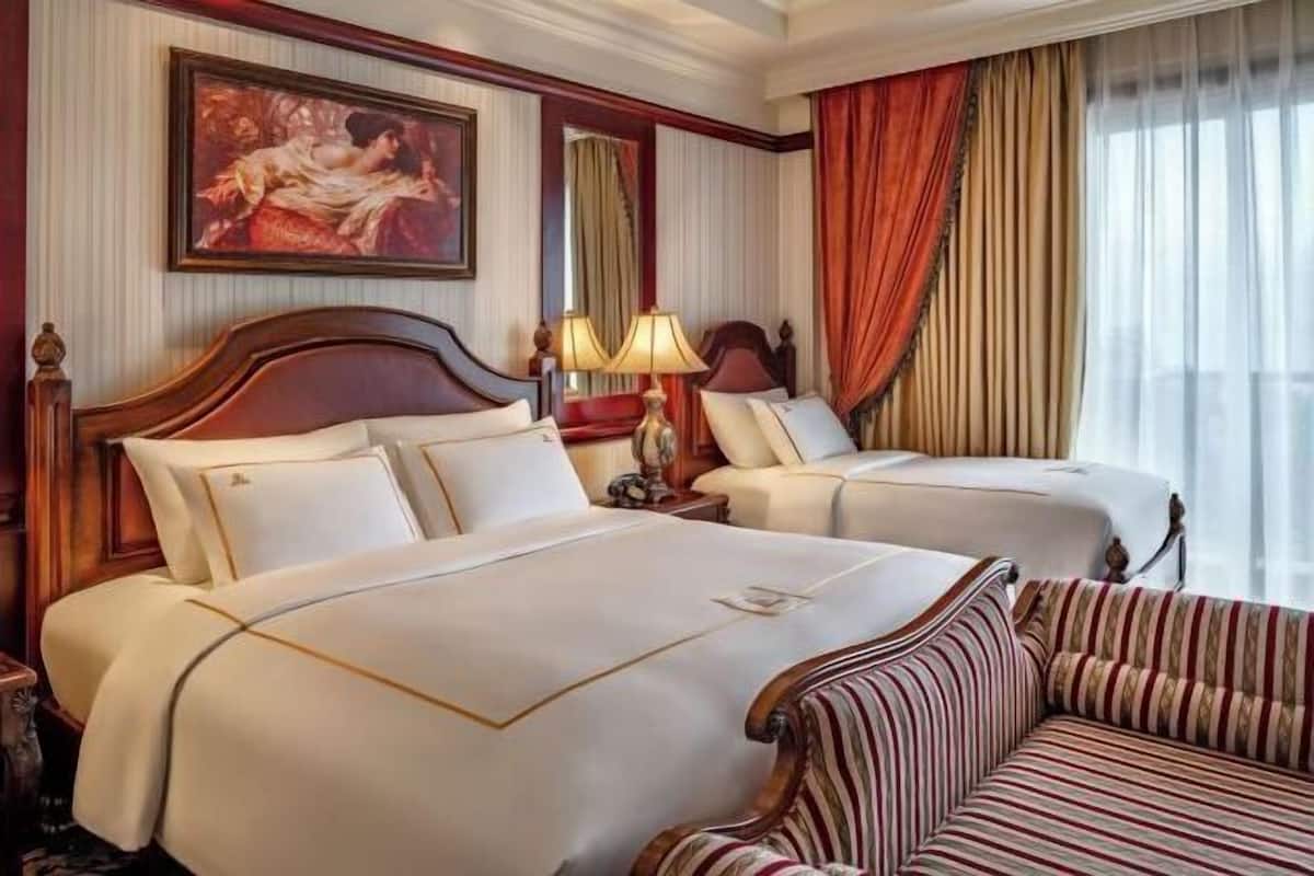 1 bedroom, premium bedding, pillowtop beds, minibar
