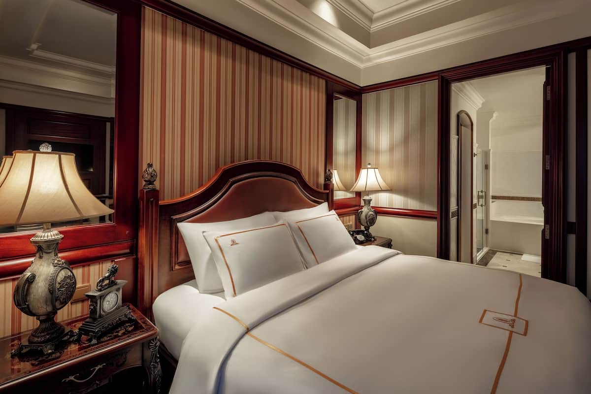 Heritage Suite Ocean View | 1 bedroom, premium bedding, pillowtop beds, minibar