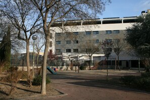 Front of property - Hotel Tach Madrid Airport (Madrid)