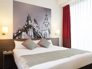 Apartment, 1 Bedroom | In-room safe, desk, blackout curtains, soundproofing - Aparthotel Adagio Brussels Grand Place (Brussels)