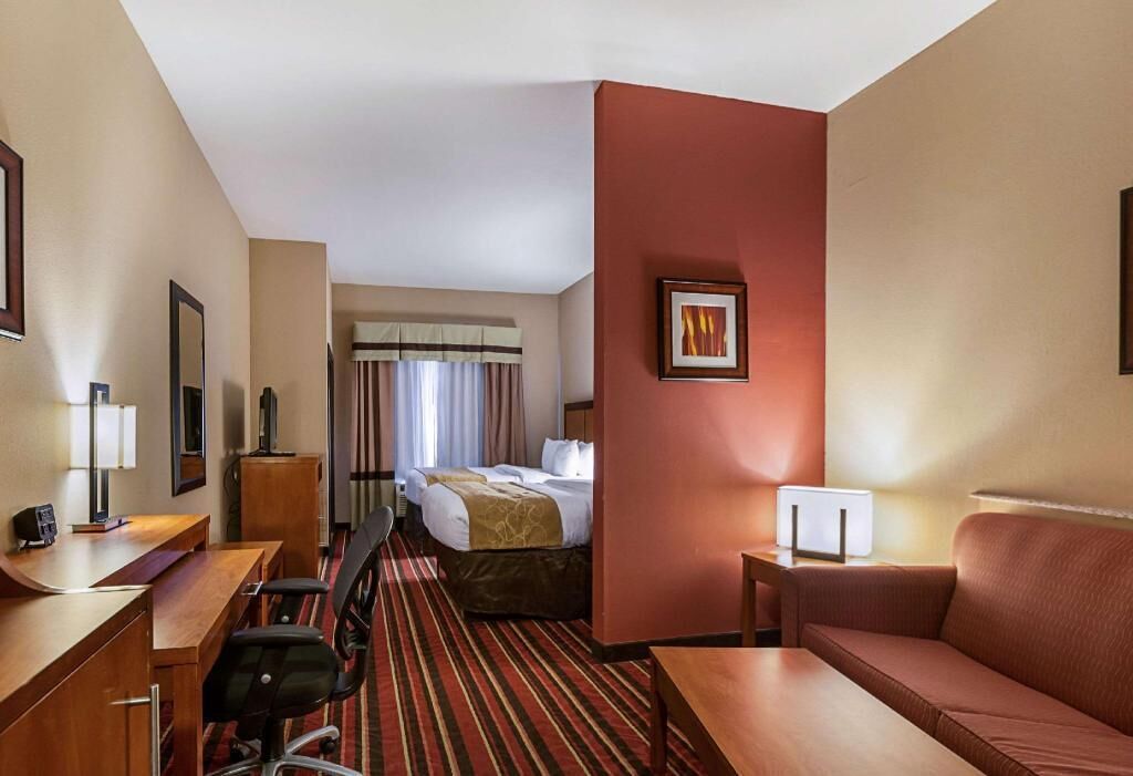 Pillow-top beds, desk, laptop workspace, iron/ironing board