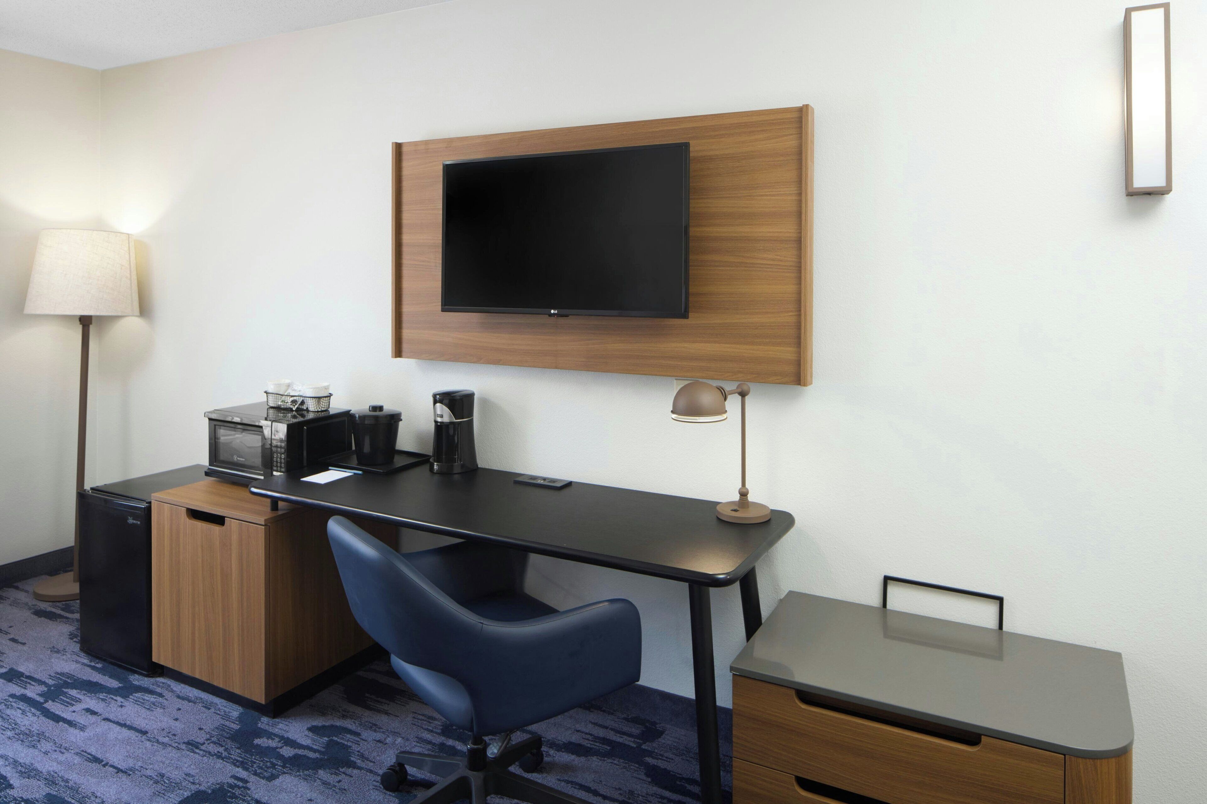 desk, blackout curtains, iron/ironing board, free wifi