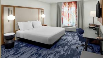 Työpöytä, pimennysverhot, silitysrauta/-lauta, ilmainen Wi-Fi