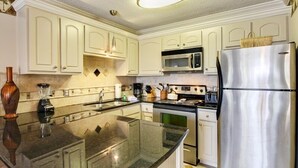 Apartment, 1 Bedroom | Private kitchen - Grand Caribbean by Southern (Pensacola)