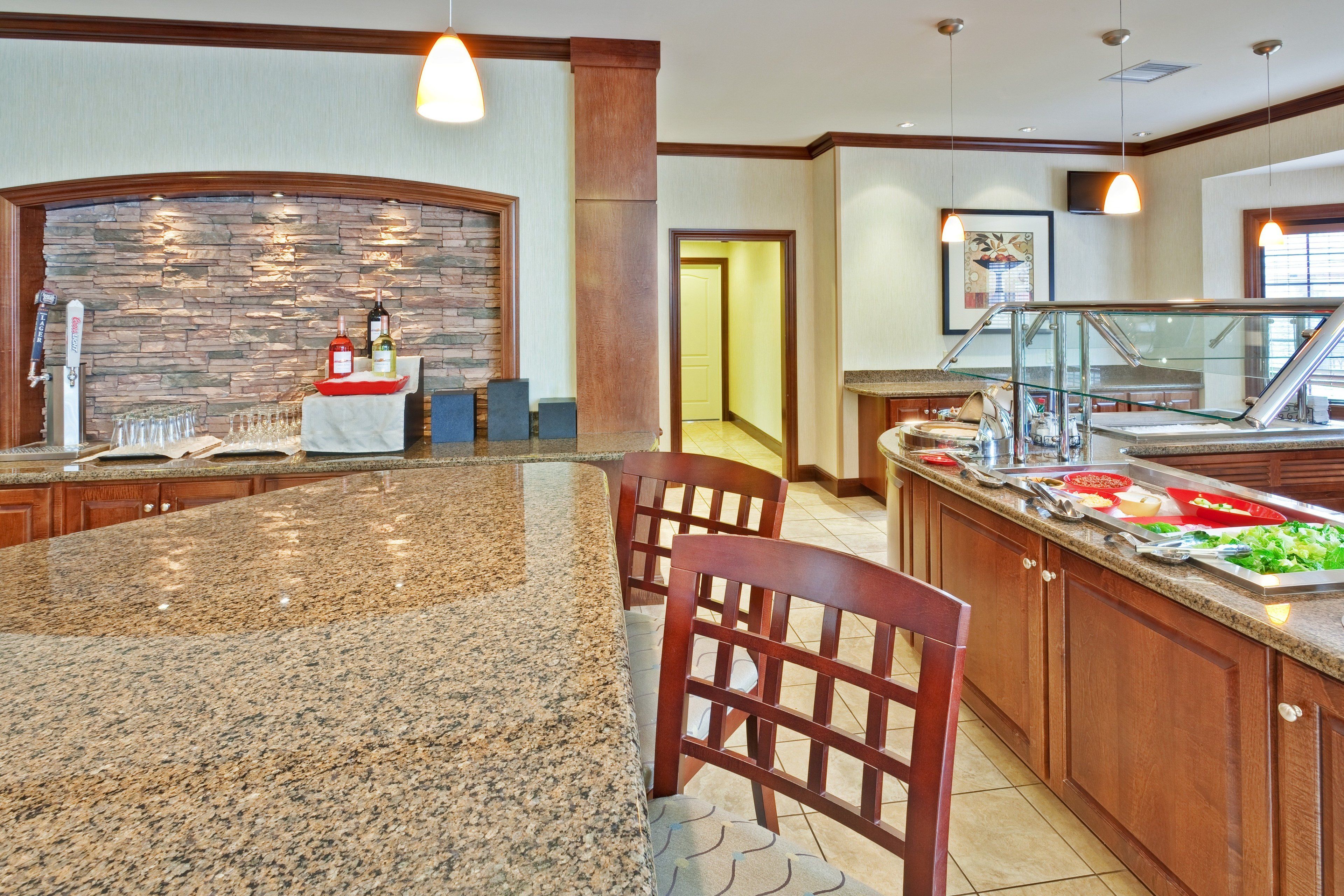 free buffet breakfast