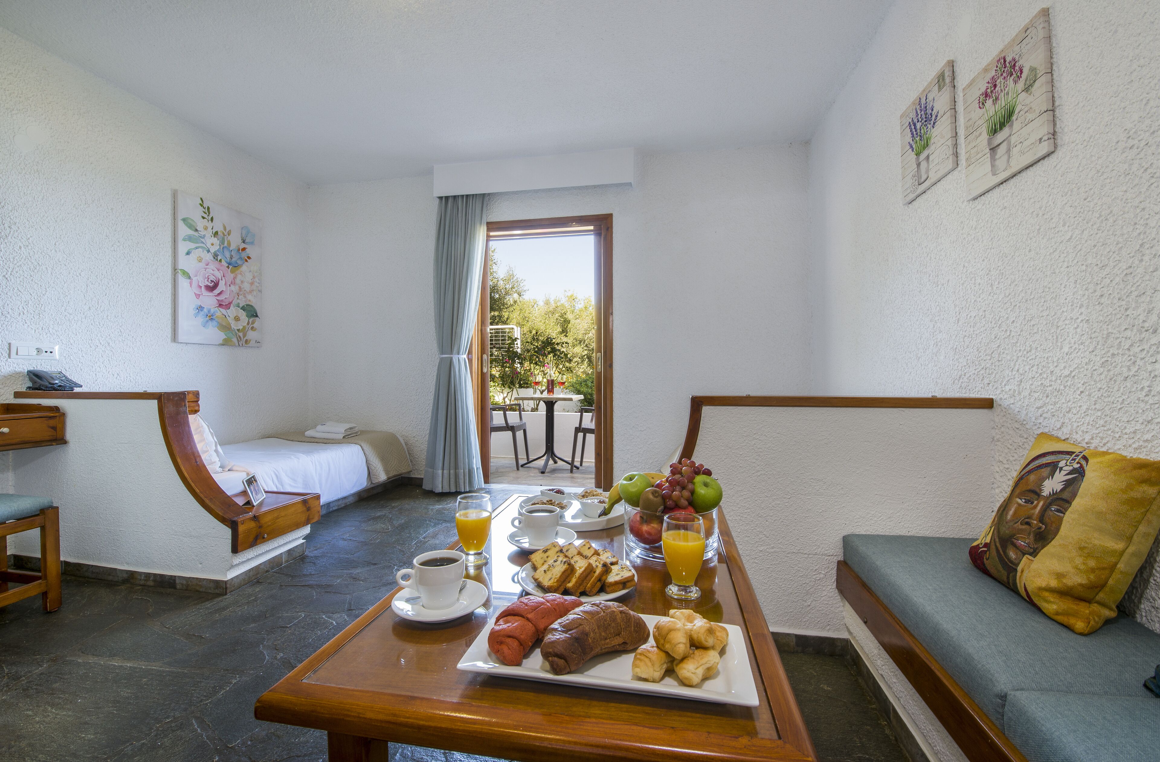 Photo - Folia Apartments Chania