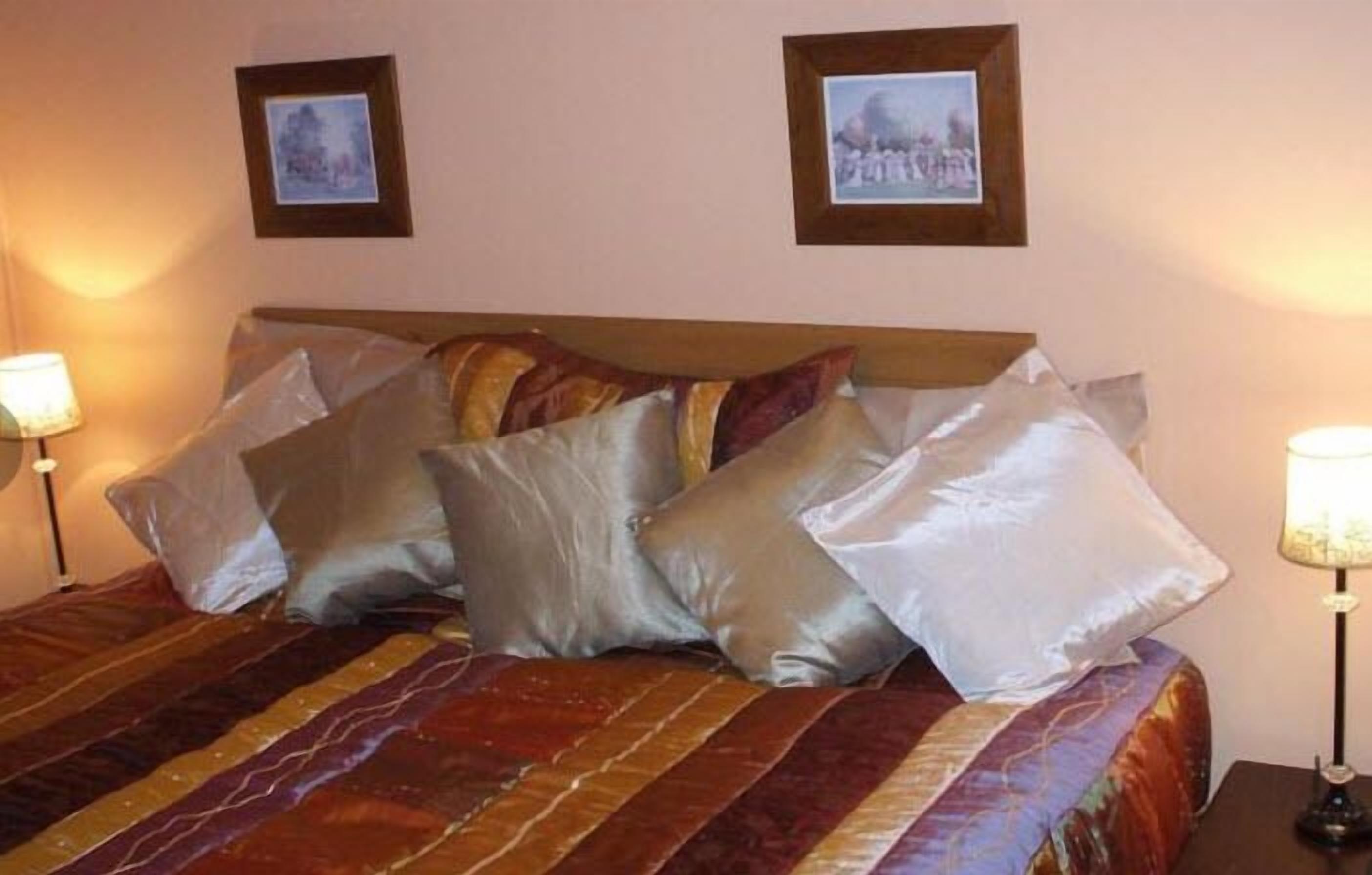Free WiFi, individually decorated, individually furnished