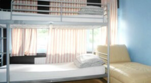 In-room safe, iron/ironing board, WiFi - Kensal Green Backpackers 1 (London)